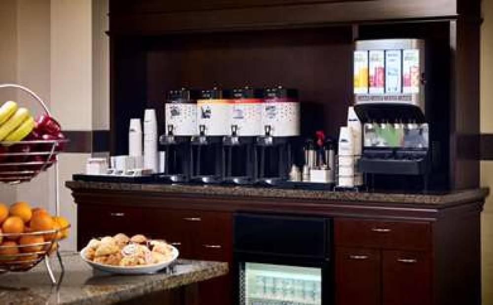 Hampton Inn By Hilton North Bay 10