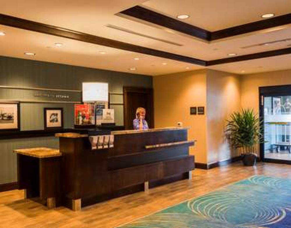 HAMPTON INN BY HILTON OTTAWA AIRPOR 3