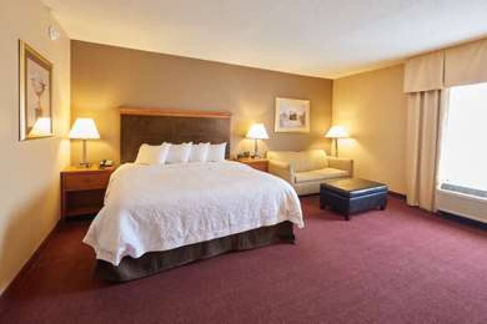 Hampton Inn Canton/Massillon 10