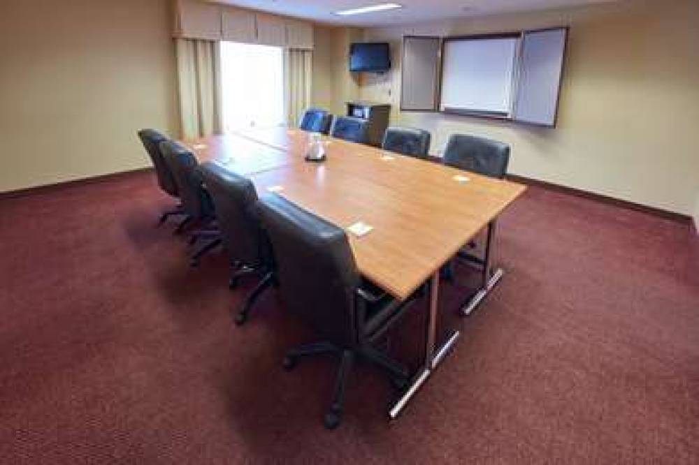 Hampton Inn Canton/Massillon 8
