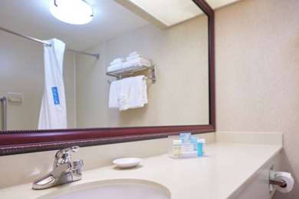 Hampton Inn Canton/Massillon 7