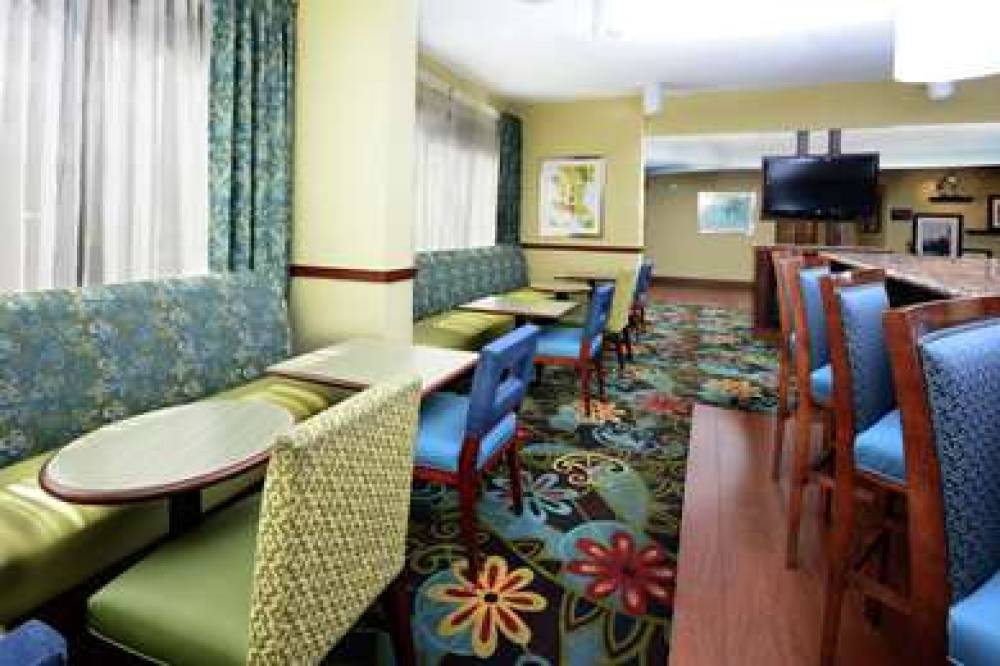 Hampton Inn Charlotte-North/Lake Norman, NC 4