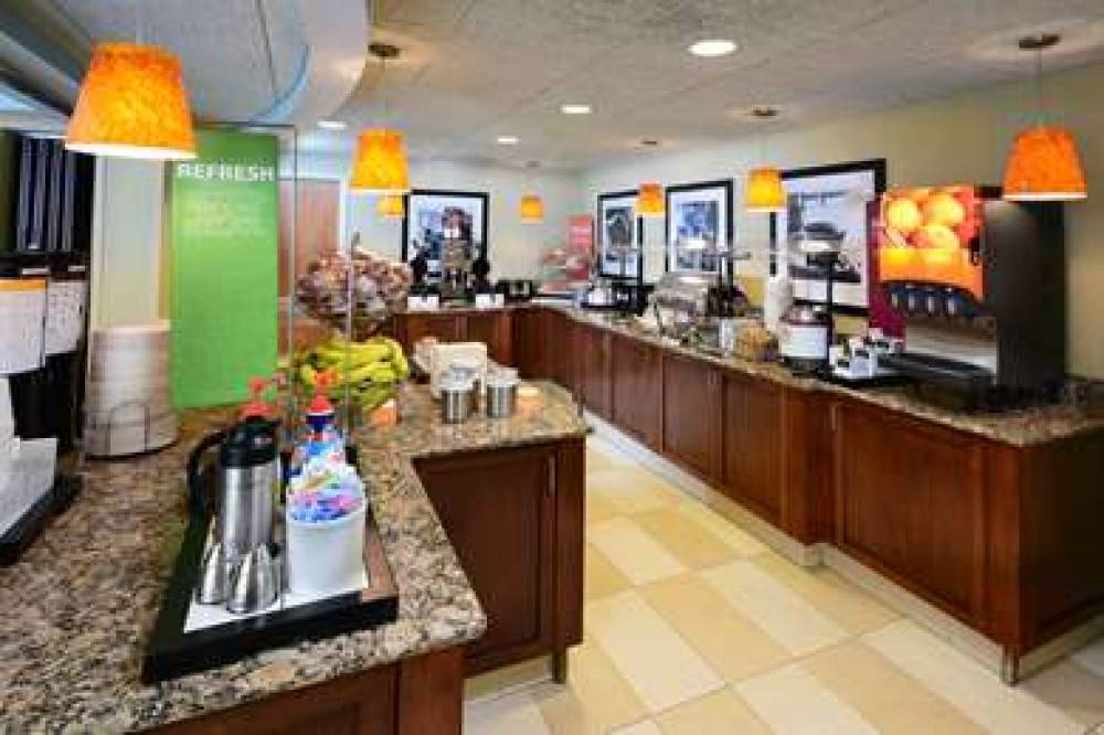 Hampton Inn Charlotte-North/Lake Norman, NC 10