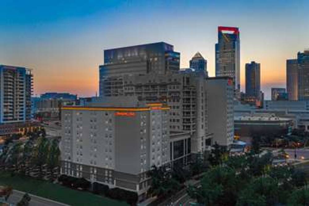 Hampton Inn Charlotte Uptown 2