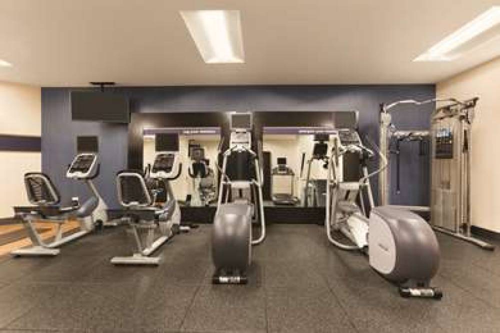 HAMPTON INN-CHICAGO DOWNTOWN/N LOOP 4