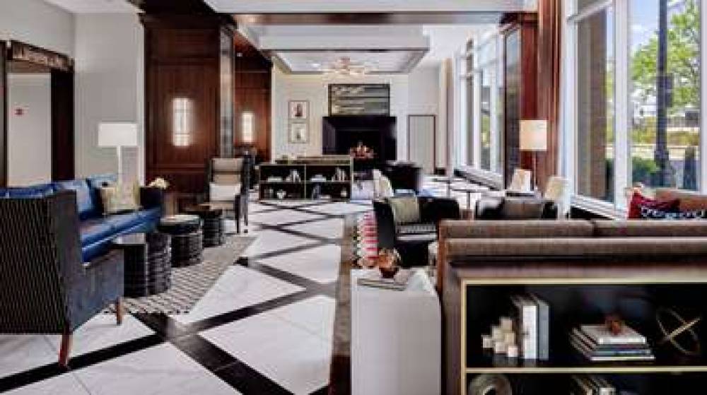 HAMPTON INN CHICAGO MCCORMICK PLACE 9