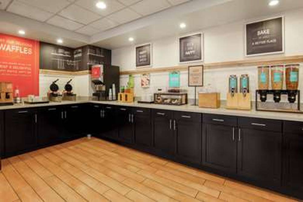 Hampton Inn Chicago-Midway Airport 7
