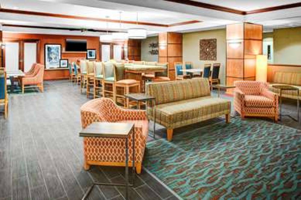 Hampton Inn Coldwater, MI 5