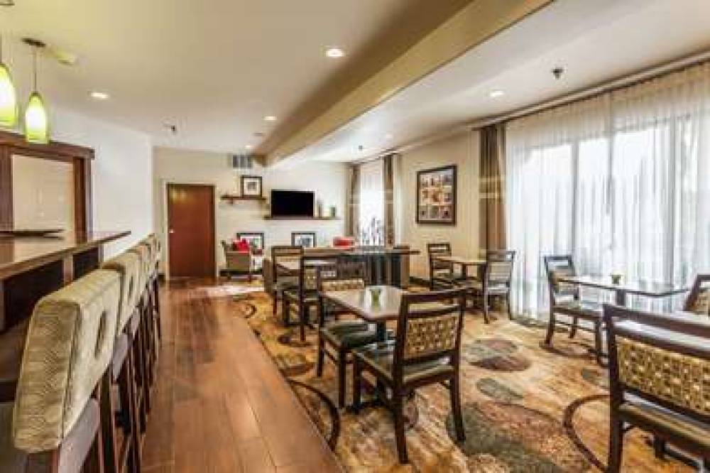 HAMPTON INN COLORADO SPRINGS-AIRPOR 2