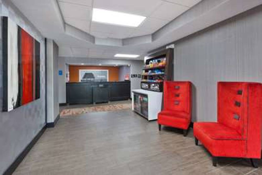 Hampton Inn Columbus/Delaware-I-71 North 6