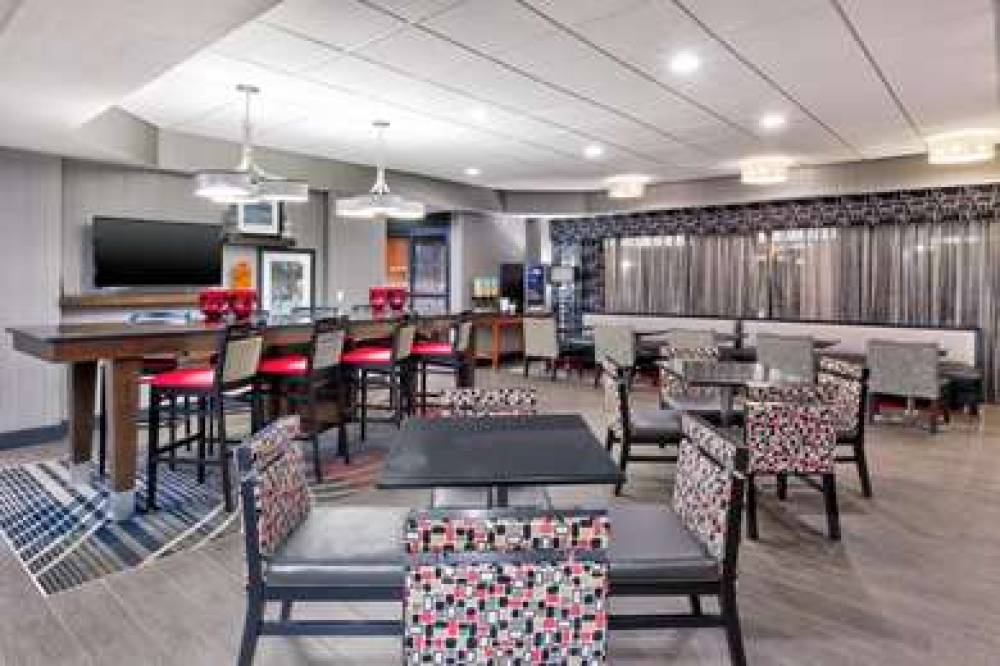 Hampton Inn Columbus/Delaware-I-71 North 10