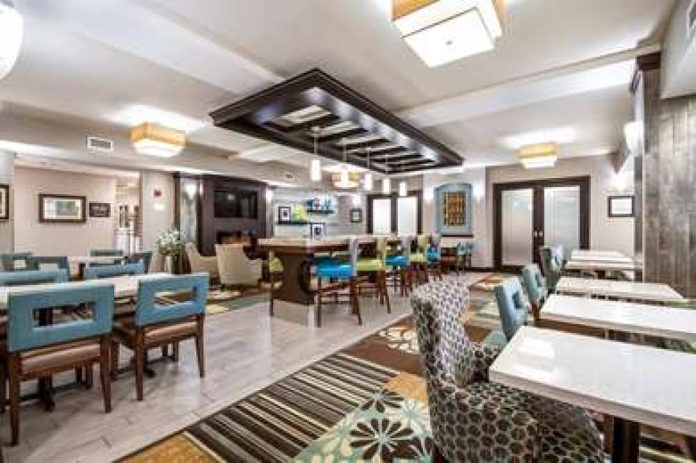 HAMPTON INN COLUMBUS-WEST 5