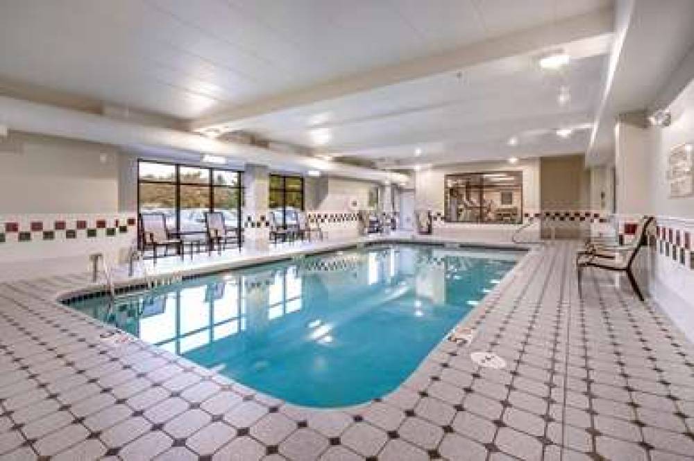 HAMPTON INN COLUMBUS-WEST 3