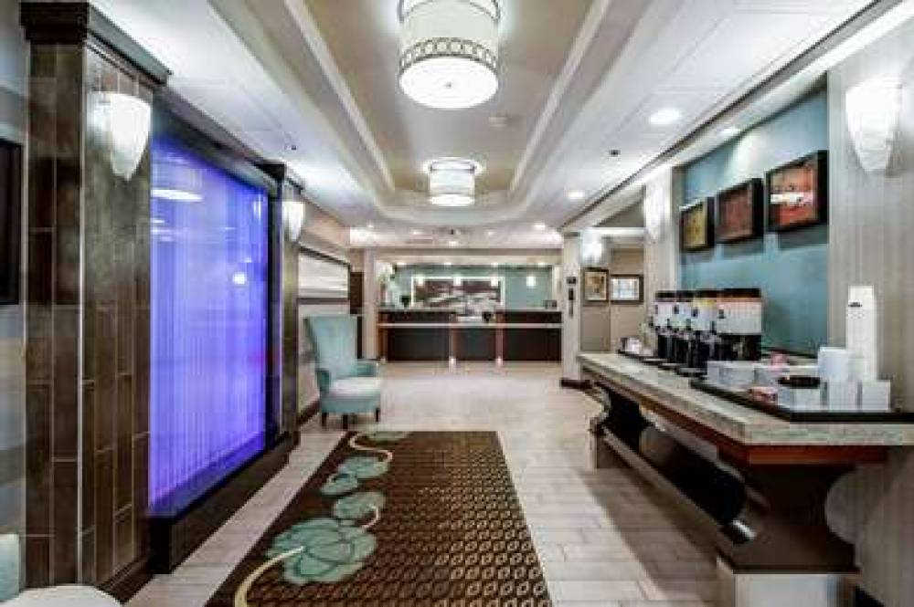 HAMPTON INN COLUMBUS-WEST 4
