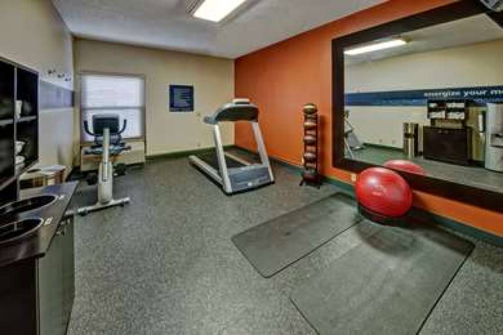 Hampton Inn Concord/Kannapolis 10