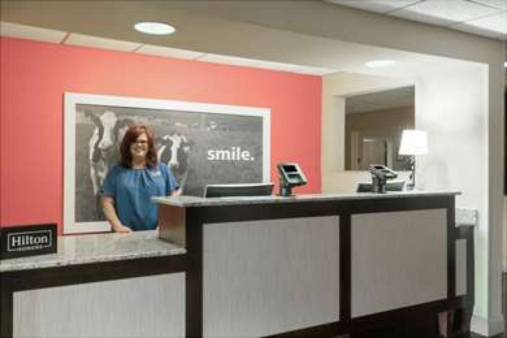 HAMPTON INN CORYDON 5