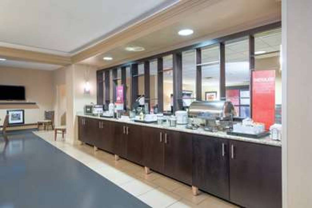 HAMPTON INN CORYDON 7