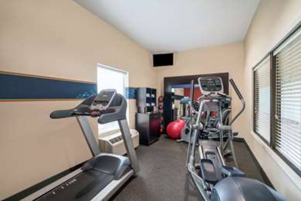 HAMPTON INN CORYDON 8