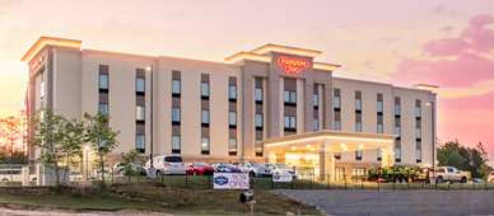 HAMPTON INN CRESTIVEW SOUTH I-10 3