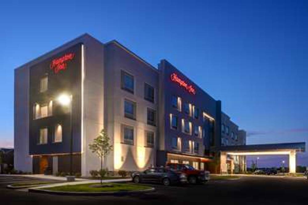 HAMPTON INN CROWN POINT INDIANA 1