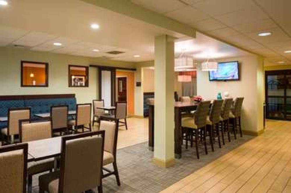 Hampton Inn Danville, PA 5