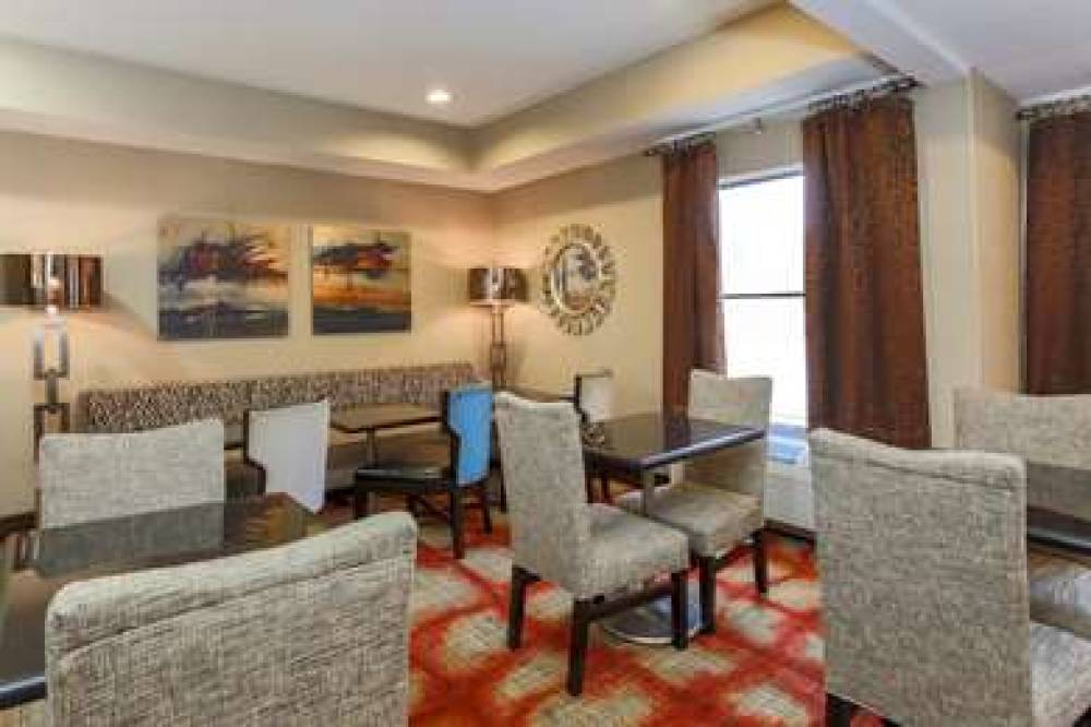 Hampton Inn Dayton/Fairborn 8