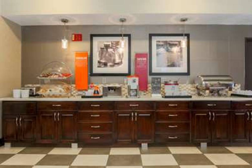 Hampton Inn Dayton/Fairborn 6