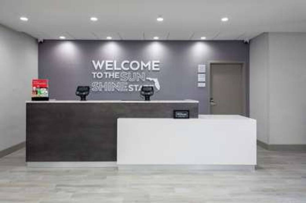 HAMPTON INN DUNEDIN 6