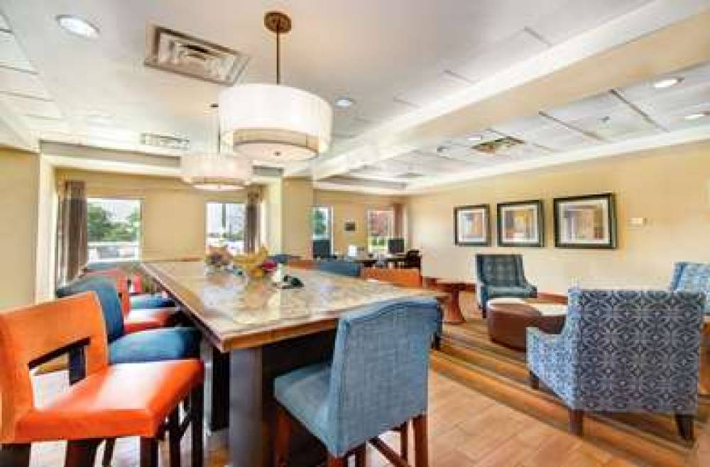 Hampton Inn Gaffney 4