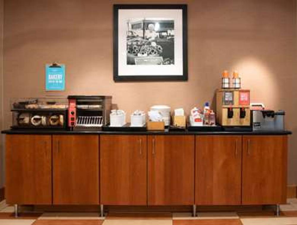 Hampton Inn Gloucester, VA 10