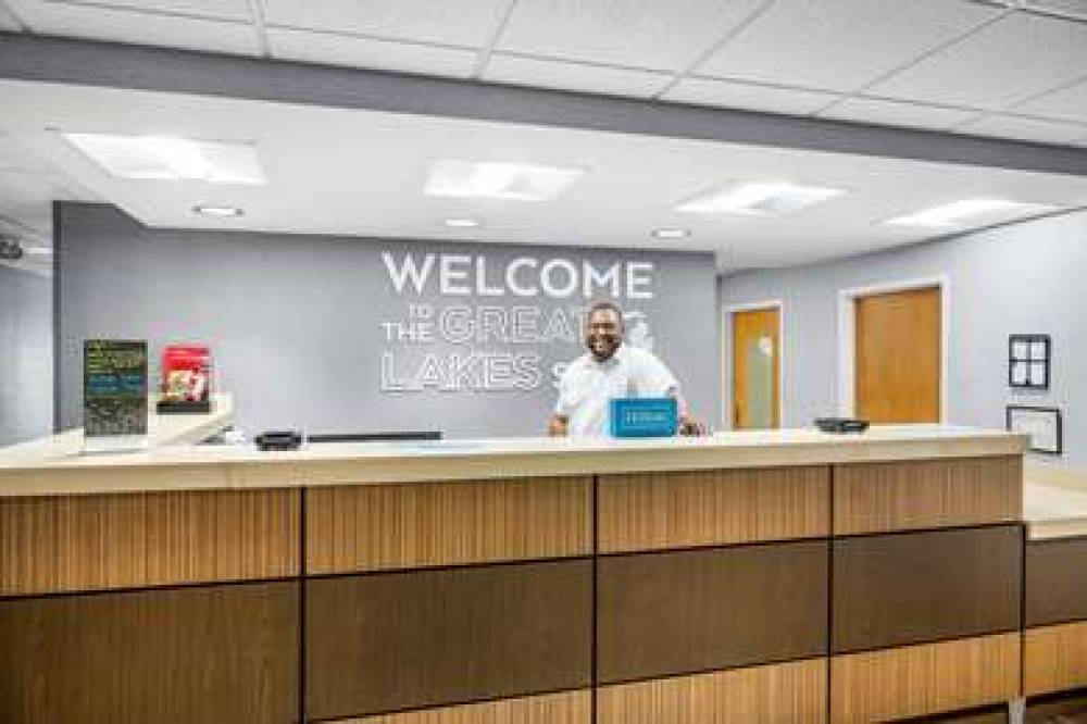 Hampton Inn Grand Rapids North 7