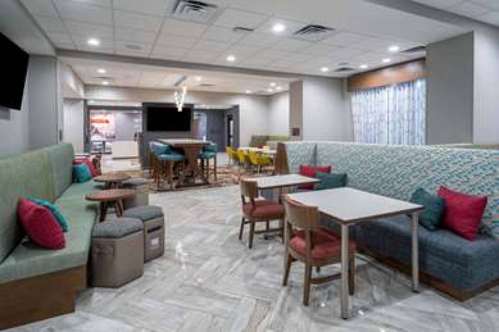 HAMPTON INN HARDEEVILLE 5