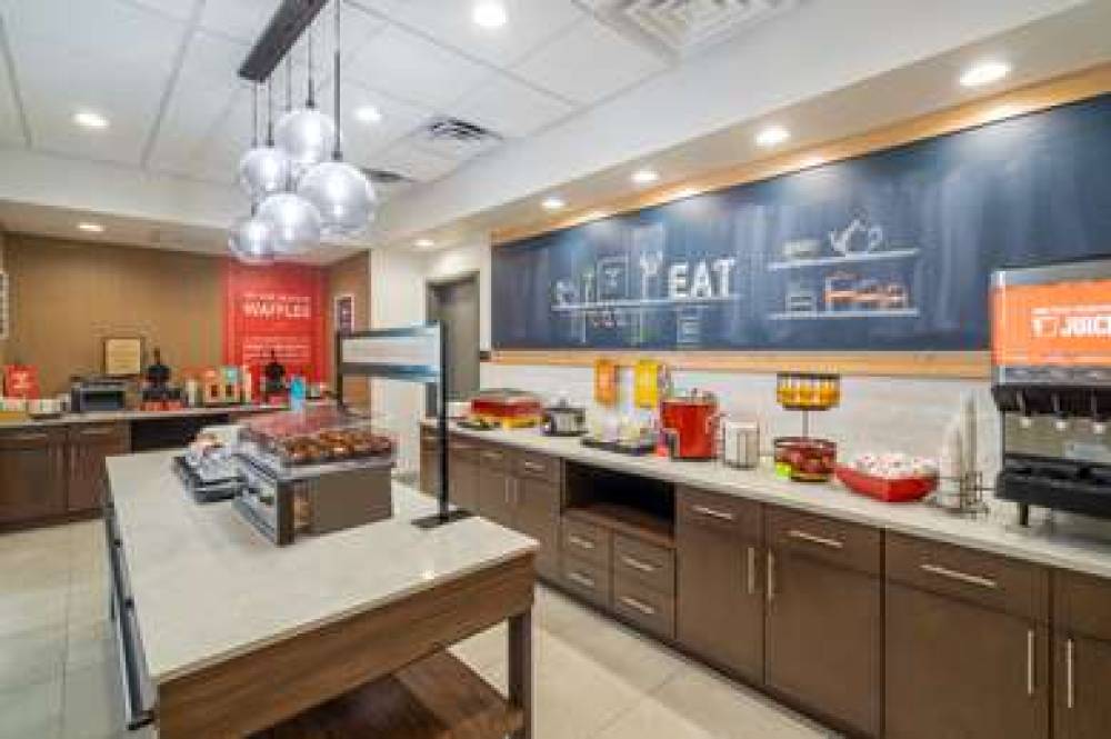 HAMPTON INN HARDEEVILLE 9