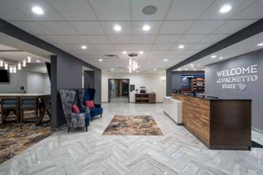 HAMPTON INN HARDEEVILLE 4