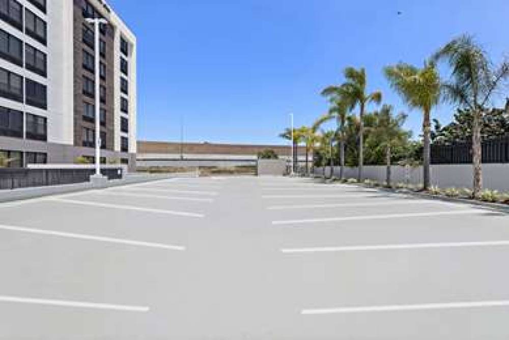 HAMPTON INN HILTON LOS ANGELES LAX 6
