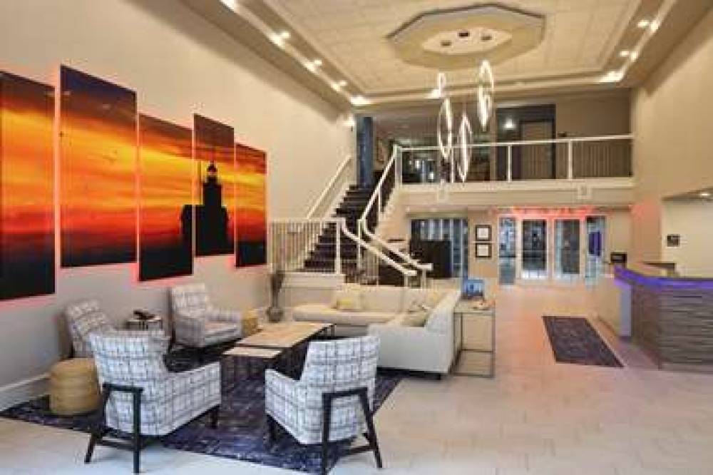 Hampton Inn Holland 5