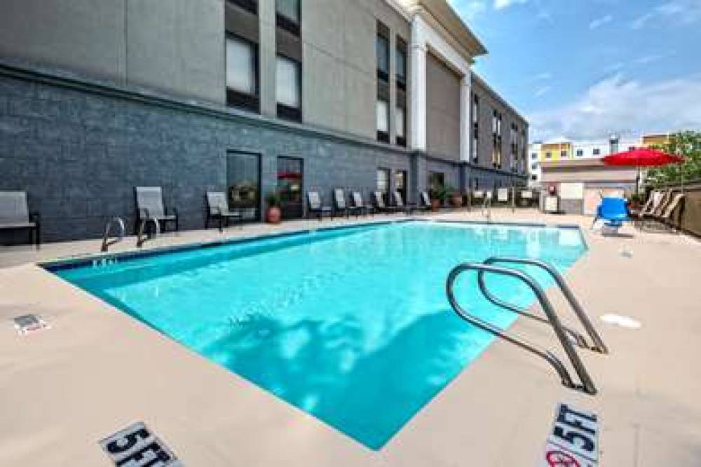 Hampton Inn Houston/Baytown 8