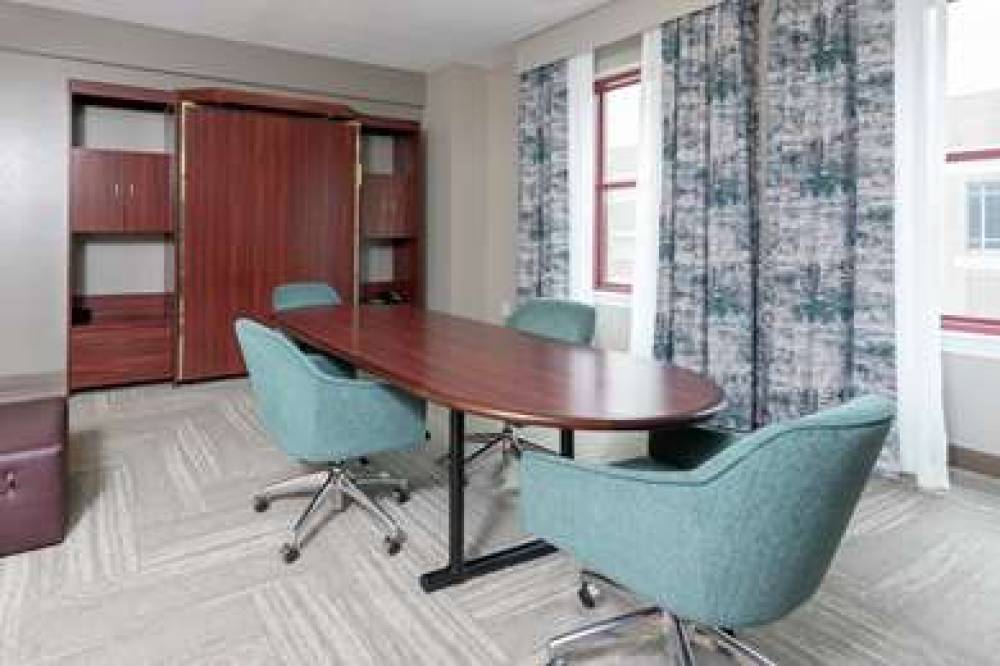 HAMPTON INN INDIANAPOLIS DOWNTOWN A 9