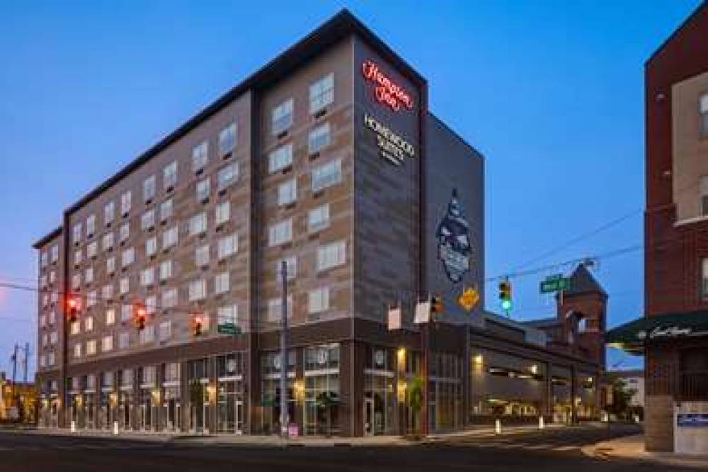 HAMPTON INN INDIANAPOLIS DT IUPUI 4