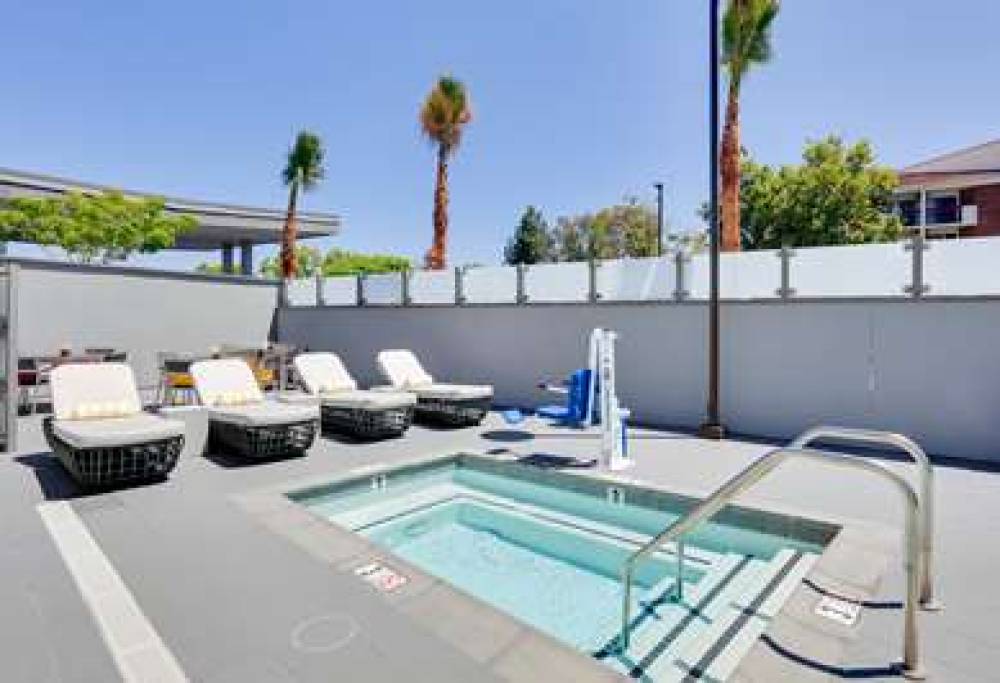 HAMPTON INN IRVINE SPECTRUM 6