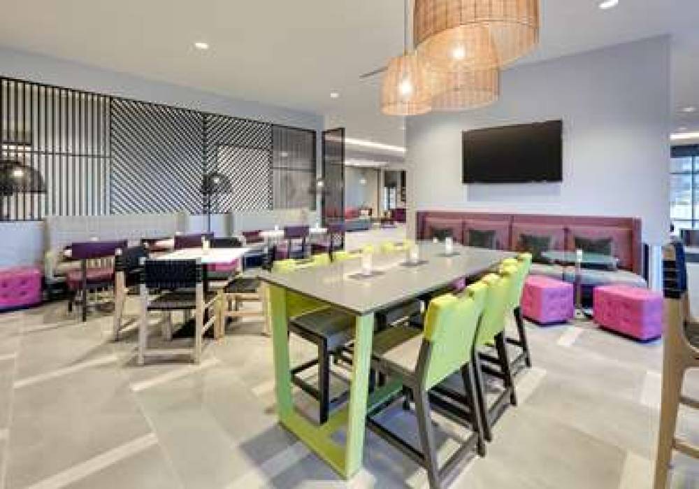 HAMPTON INN IRVINE SPECTRUM 8