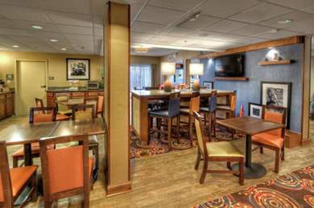 Hampton Inn Jonesville/Elkin 2