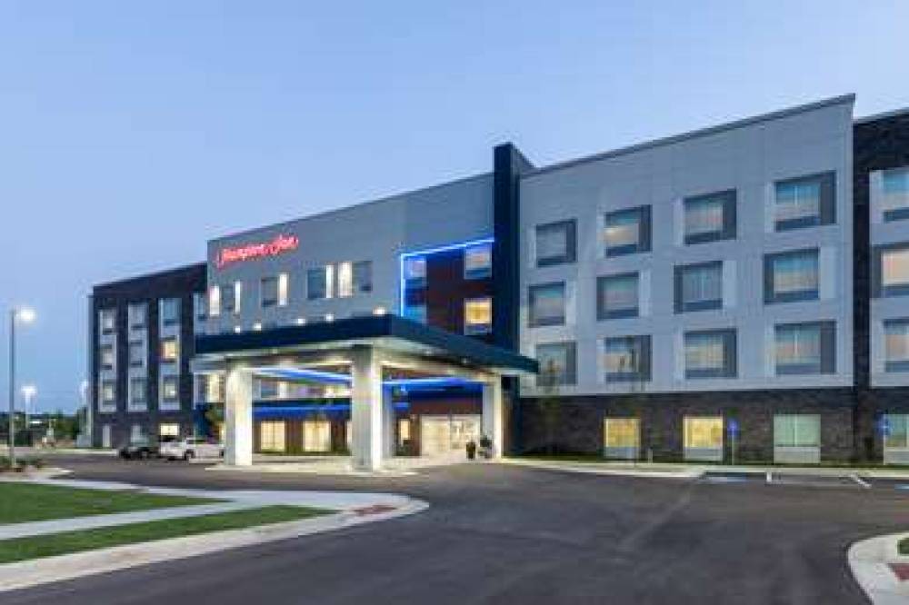 HAMPTON INN KANSAS CITY SE 3