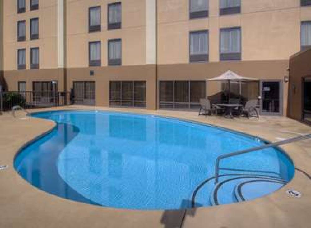 Hampton Inn Kingsport 4