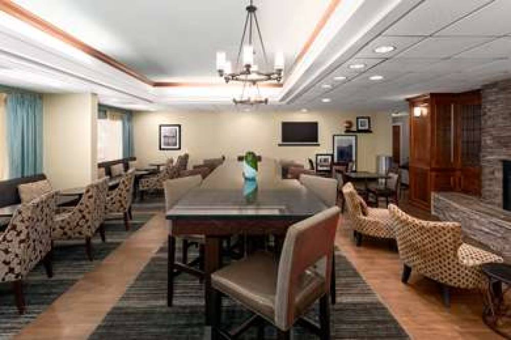 Hampton Inn Kingsport 6