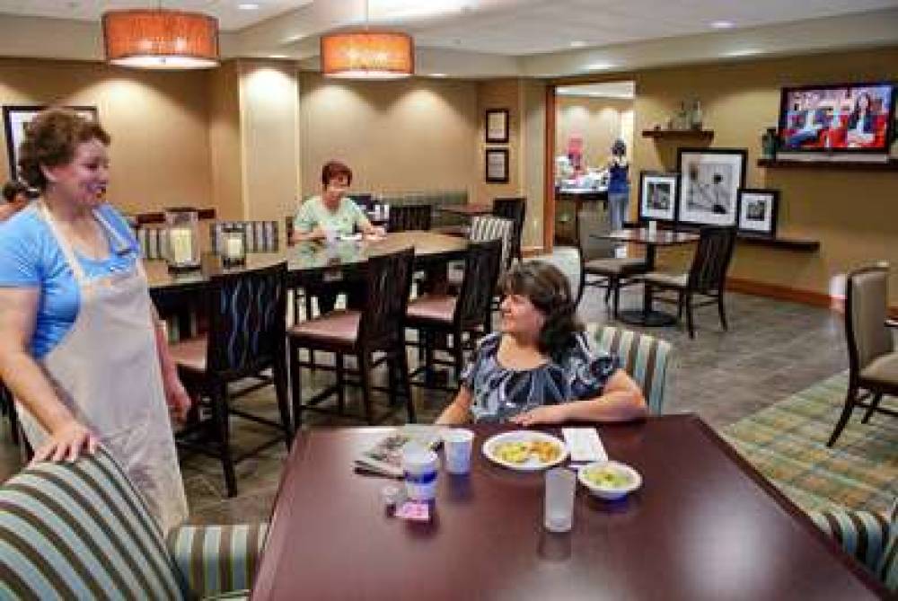 Hampton Inn Las Vegas/North Speedway 9