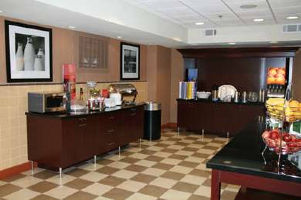 Hampton Inn Las Vegas/North Speedway 8