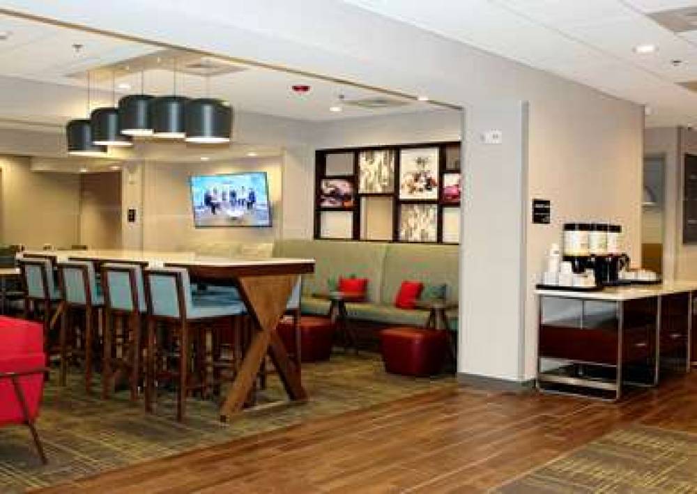 HAMPTON INN LEXINGTON NC 7