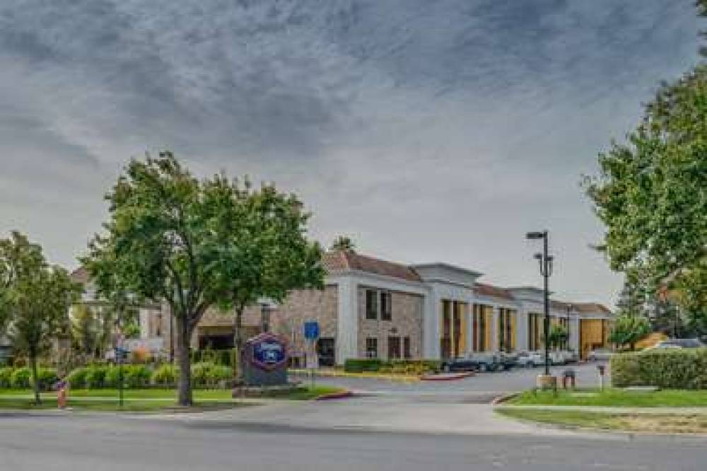 Hampton Inn Livermore 2