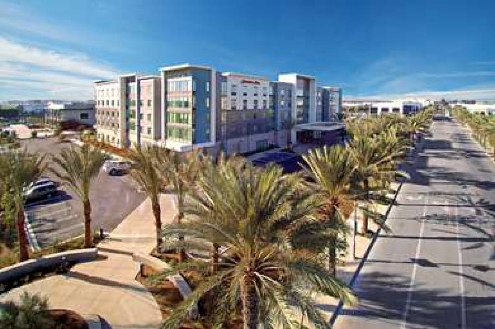 HAMPTON INN LONG BEACH AIRPORT 7
